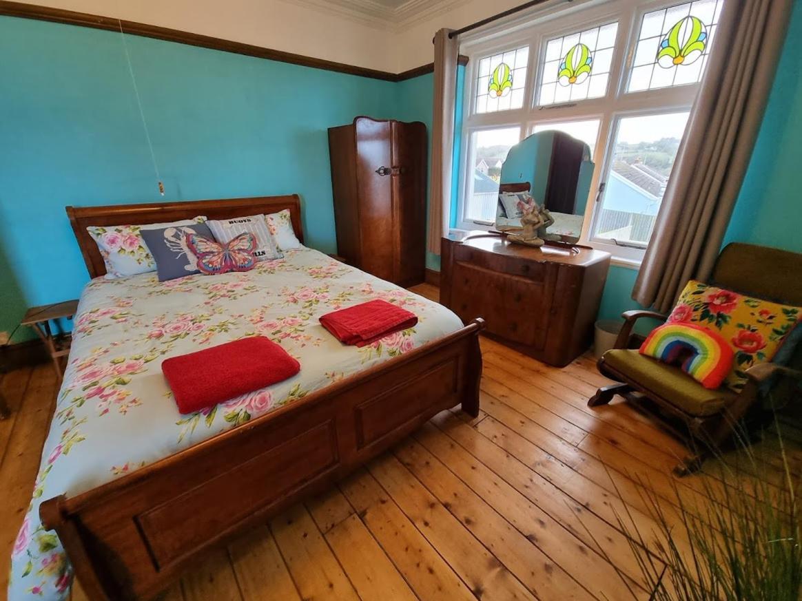 The Old Sea Captain'S House, Aberporth Buitenkant foto